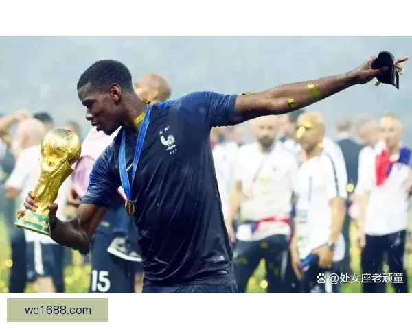 从博格巴式天赋到缠斗之心：卡里克唤醒梅诺的红魔DNA